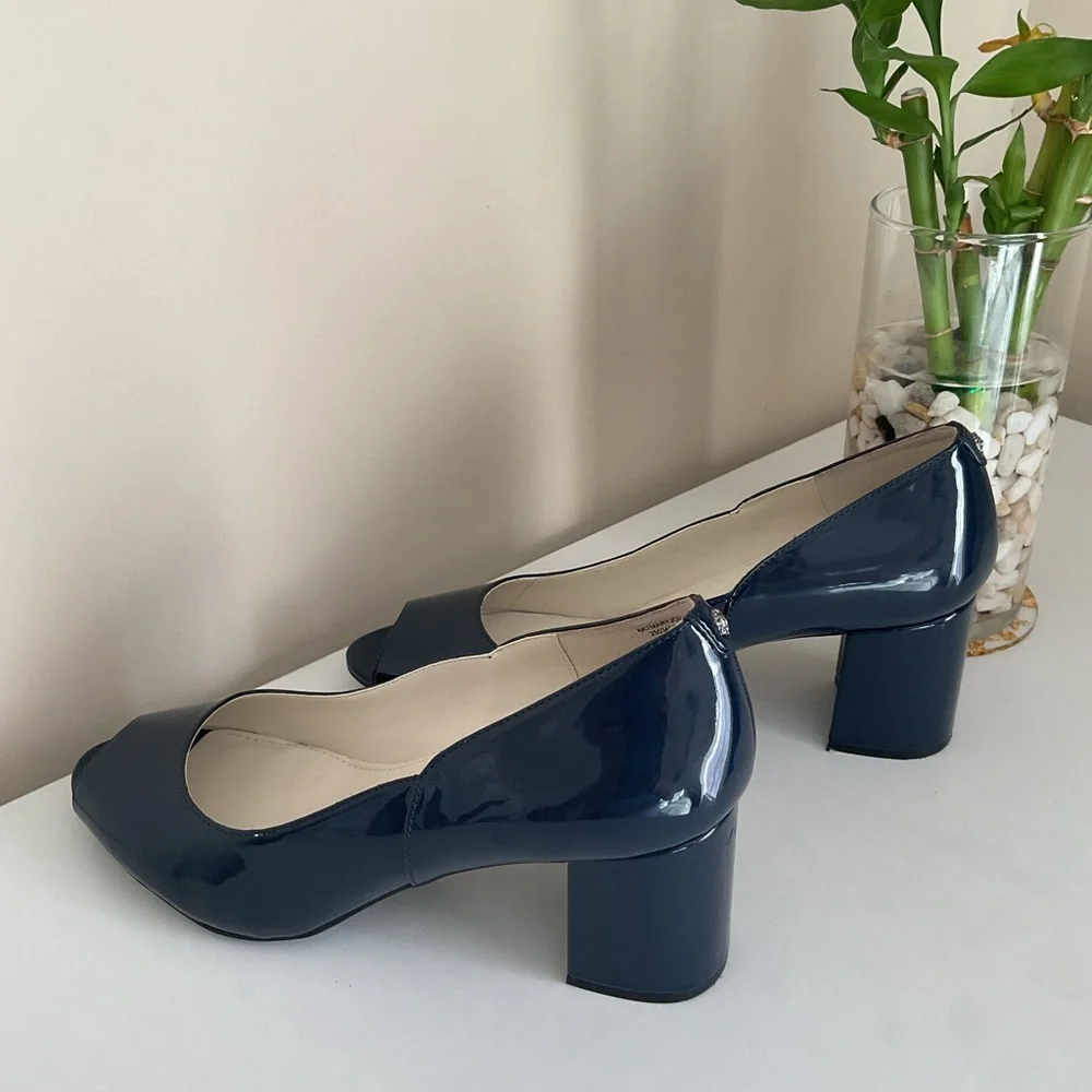 Anne Klein Navy Peep Toe Block Heel Pumps Comfort Classic Size 10M - Picture 3 of 9